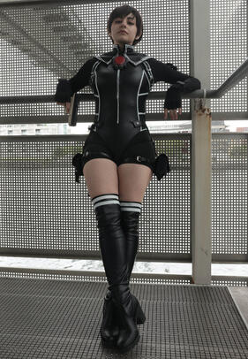 Wesker Mode Rebecca cosplay at MCM May '25 (taken by @nosbod_productions)